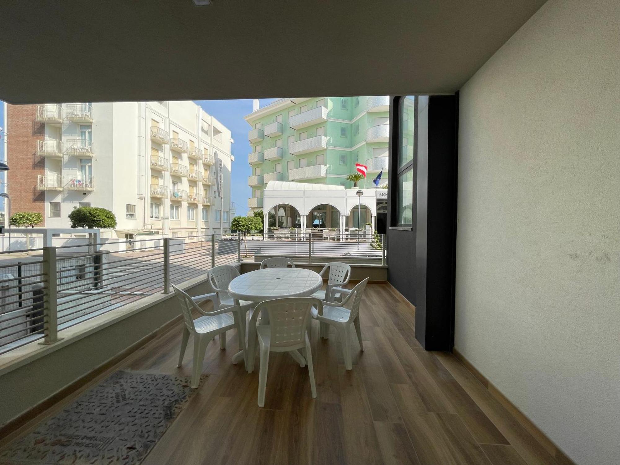 Marina Dream Beach Apartments With Sea View Terrace - Agenzia Cocal كاوْرلي المظهر الخارجي الصورة